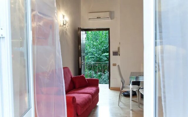 Rental In Rome - San Pio Apartment