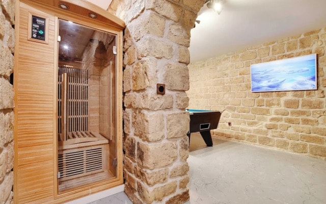 Charming Apt - AC - 2br/6p - Near Bastille