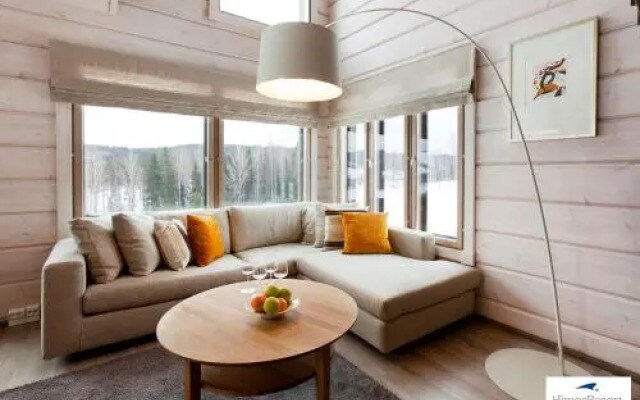 Helmikkäpolku Cottage