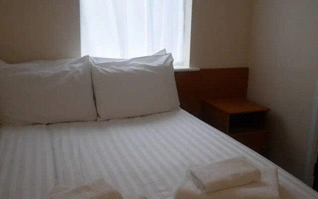 Shepiston Lodge (Heathrow)