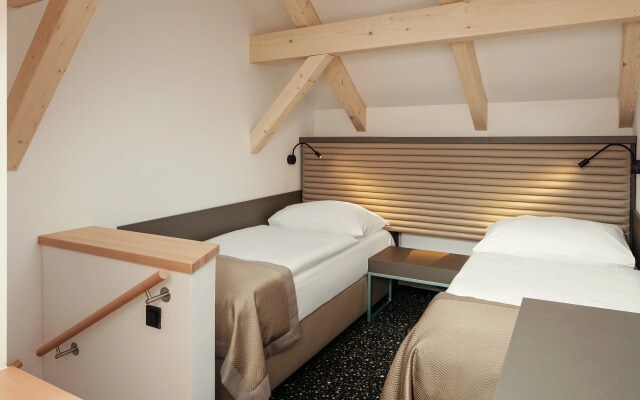 EA Embassy Prague Hotel