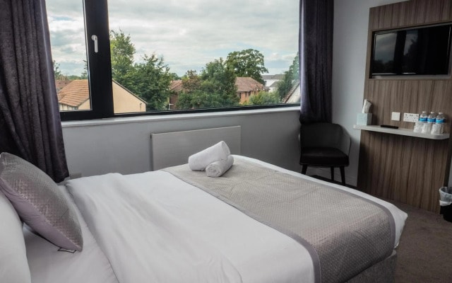 Sky Nights Hotel London Heathrow