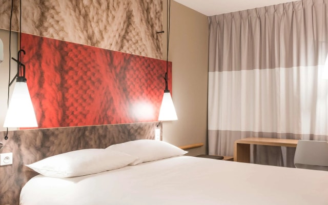 ibis London Heathrow Airport