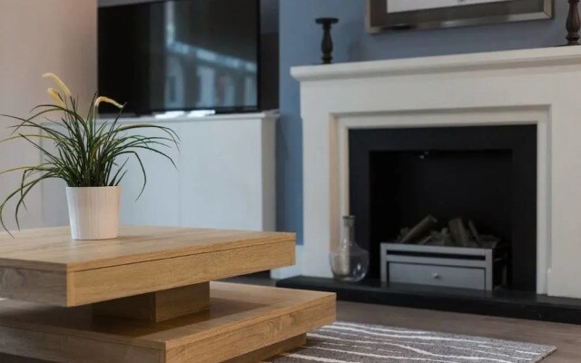 Notting Hill 2 Bedroom Apartment