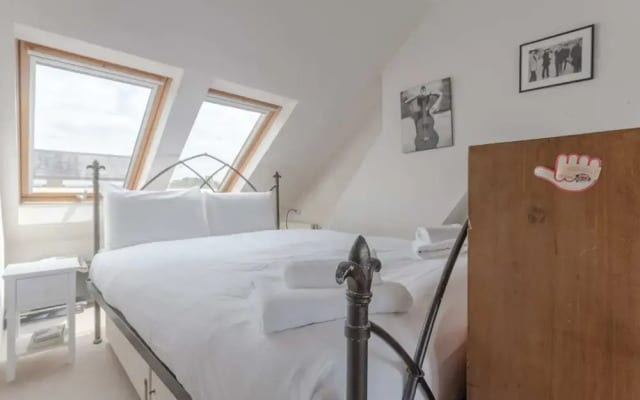 Modern Maisonette Southfields London