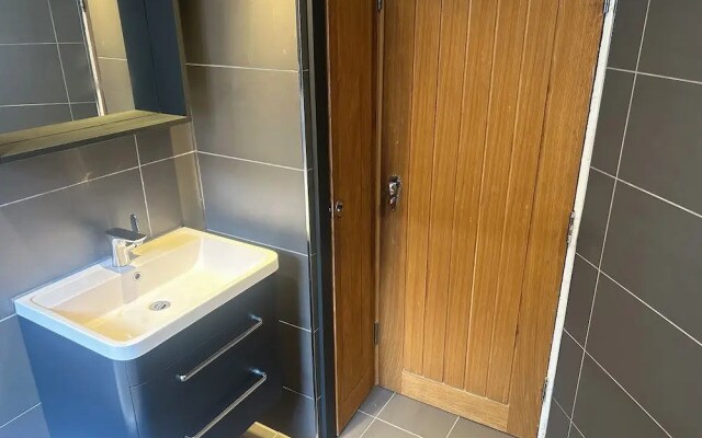 Entire Seaside Home 6 Private Bedrooms Sleeps 10