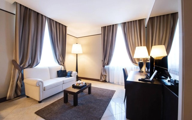 TH Roma - Carpegna Palace