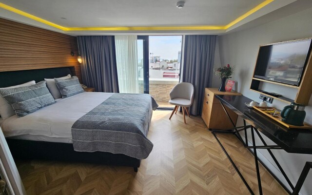 Anthemis Hotel