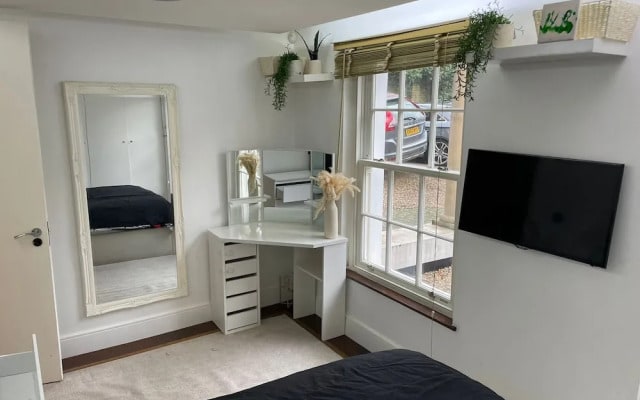 Lovely 2-bed Apartment in Brixton Central Location