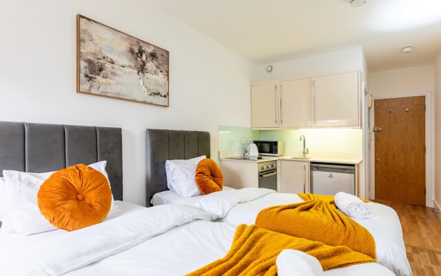 Kensington High Street Suites