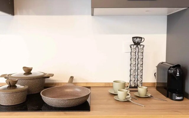 Urban Chic Luxury Suite Apartments
