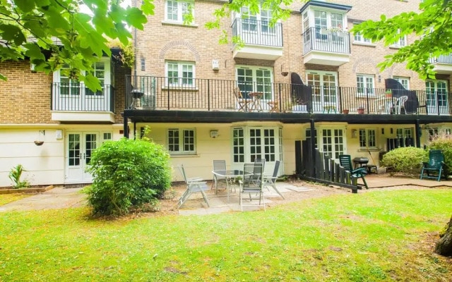 Wimbledon 2 bed 2 Bath Apartment