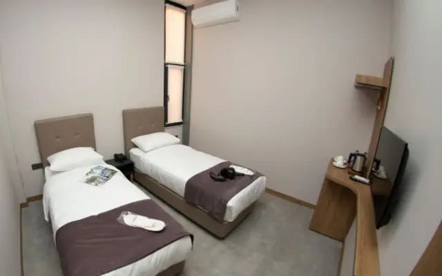 Jurnal Hotel
