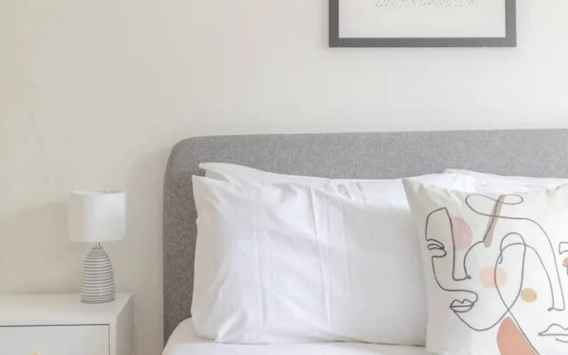 Serene & Stylish 1BD Flat - Tooting Bec!