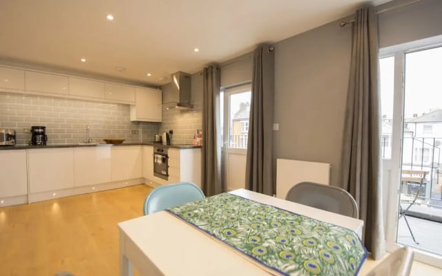 Two Bedroom Flat-Heart of London