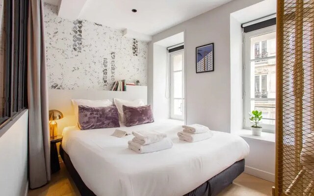 Magnificent 1 Room Apartment