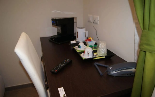 Mia Suites