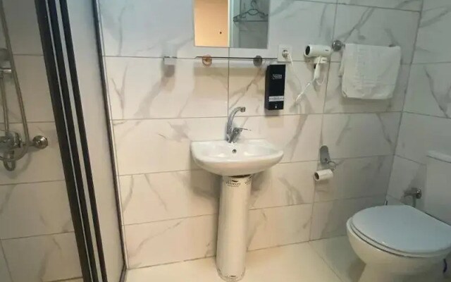 Kada Ka Y Bull Hotel
