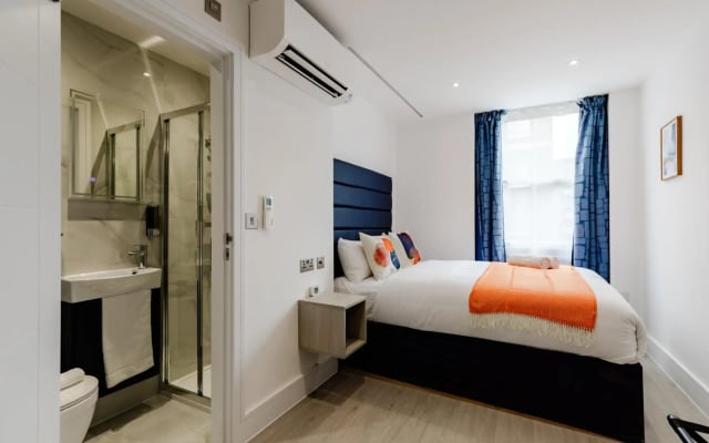 Boston Court Hotel