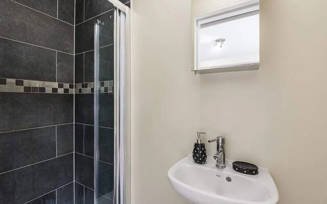 Orchid House Serviced Apartment