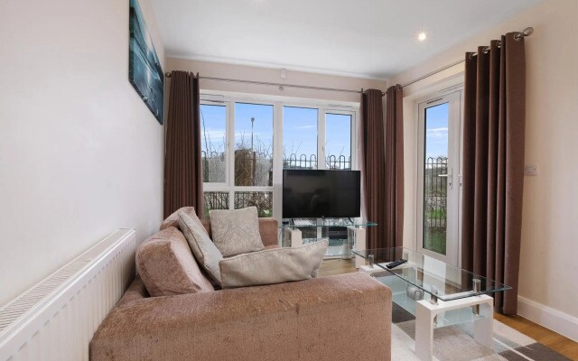 London Heathrow Living Serviced Apartments - Apt 3