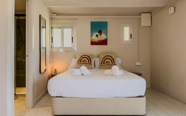 SmartRental Barcelona Ramblas Apartments