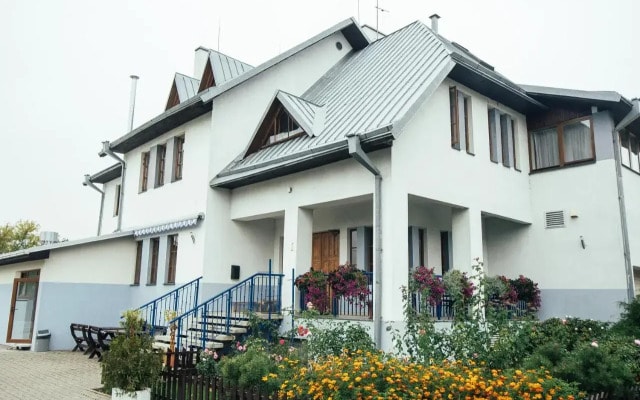 Svečių namai Lingės