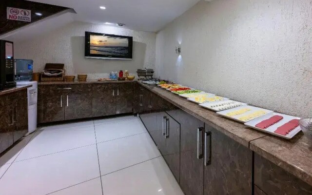 Saray Hotel