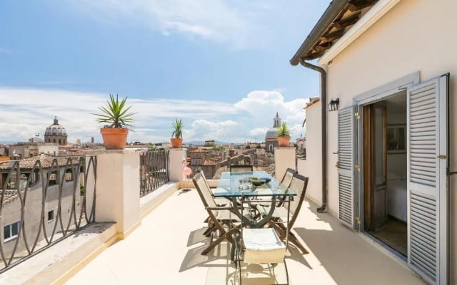 Farnese Stunning Penthouse | Romeloft