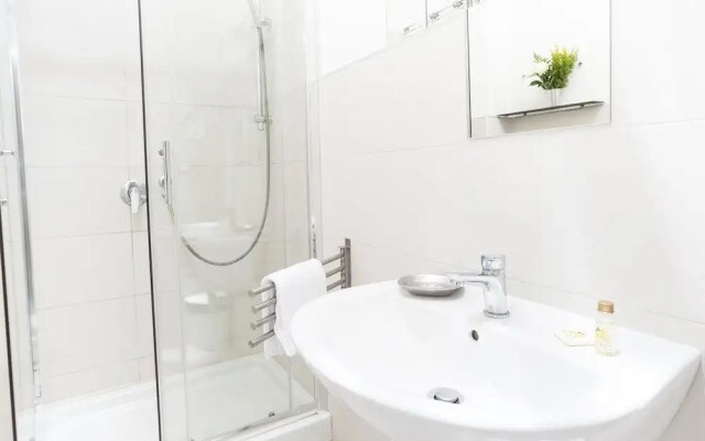 Rome As You Feel - Viminale Apartment