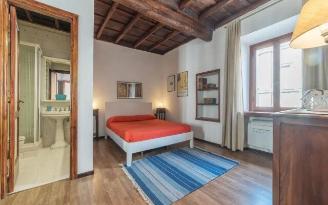 Colosseo Modern Apartment