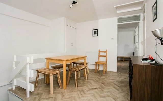 2 Bedroom Flat In Whitechapel