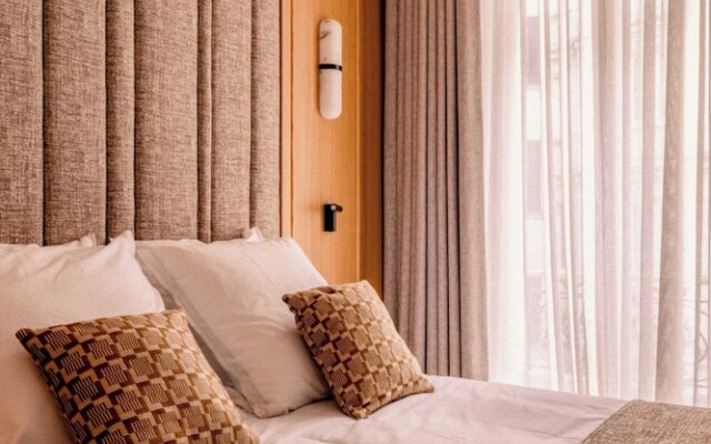 Luxury A/C Apt - 6p/3bdr - Arc de Triomphe