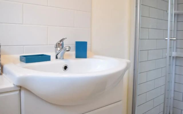 Spacious 1 Bedroom Apartment With Outdoor Terrace