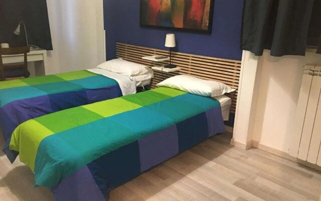 Almi Rooms