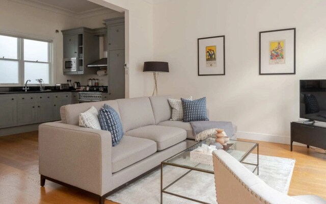 Gorgeous 3BR Mews House - Hyde Park - Paddington
