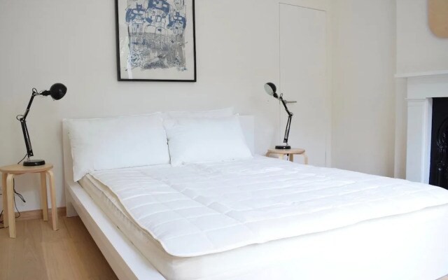 Spacious 1 Bedroom Apartment in Islington