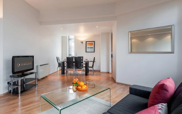Smart City Apartments - City Road