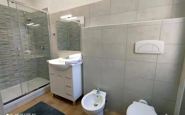 G21 Guest House