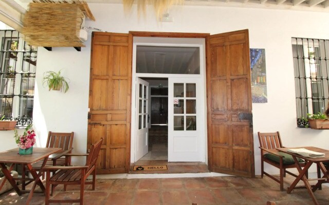 Las Acacias Hostal Restaurante