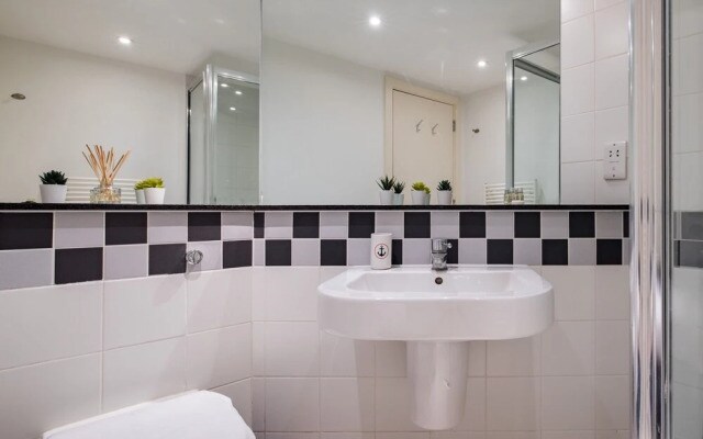 The Liverpool Street Apartments