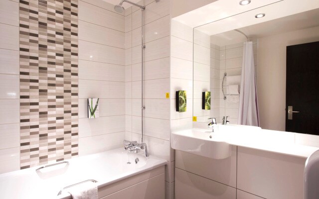 Premier Inn London Brixton