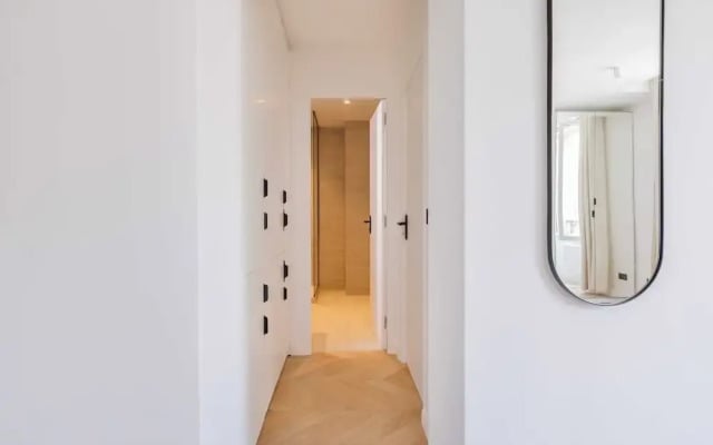 Renovated Studio rue du Roi de Sicile / Marais