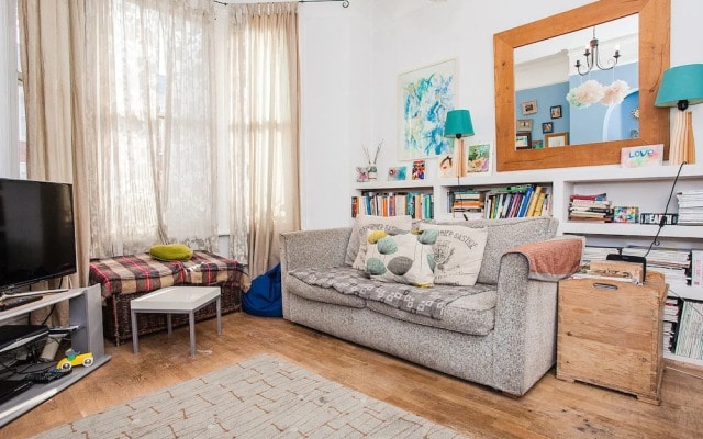 Two Bedroom Apartment Near Shepherds Bush