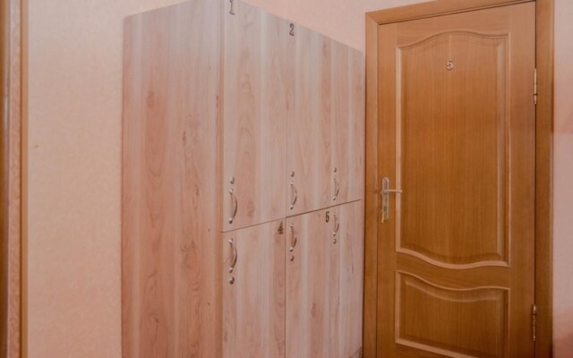 Hostel44