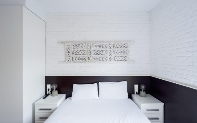 Enjoybcn Gaudi Apartments
