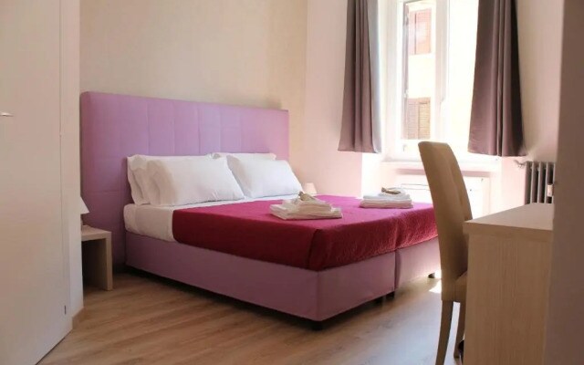 Sunnycornerinrhome (Adults Only)