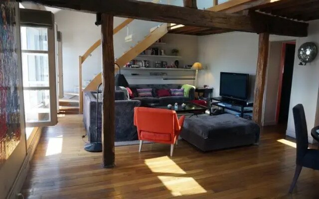 Luxurious and cosy familial flat