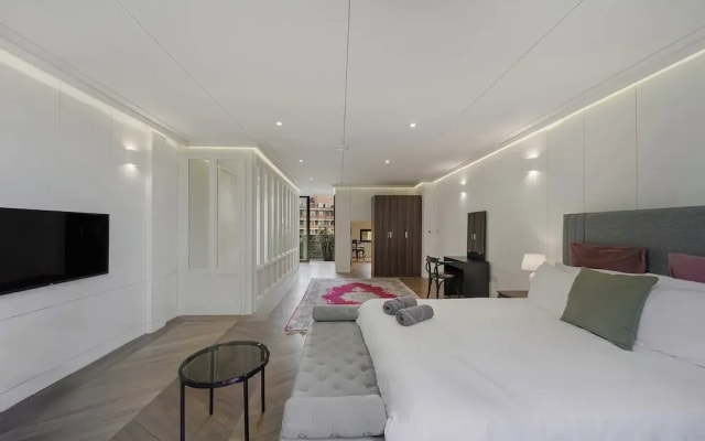 Elegant 5bdrm Townhouse in Camden