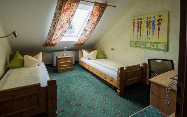 Hotel Avenue Altenfurt